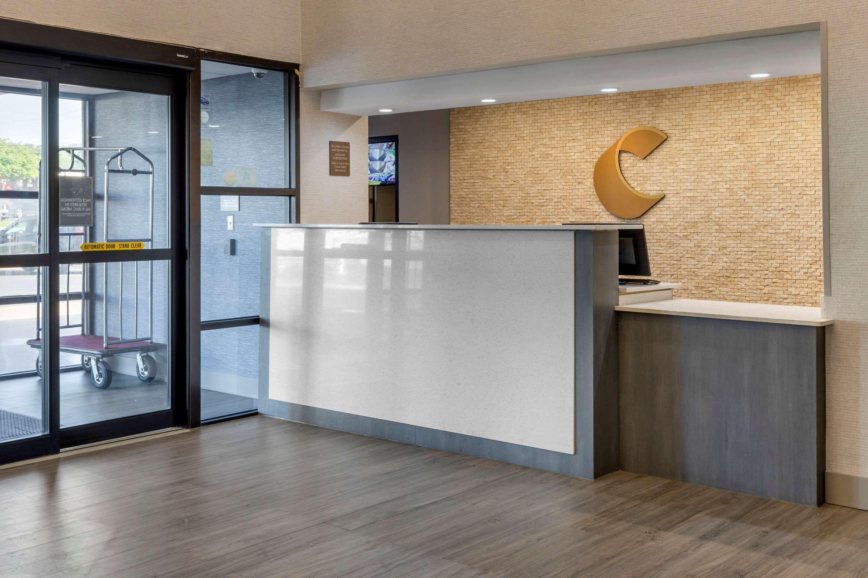 Comfort Inn & Suites Greer - Greenville Extérieur photo