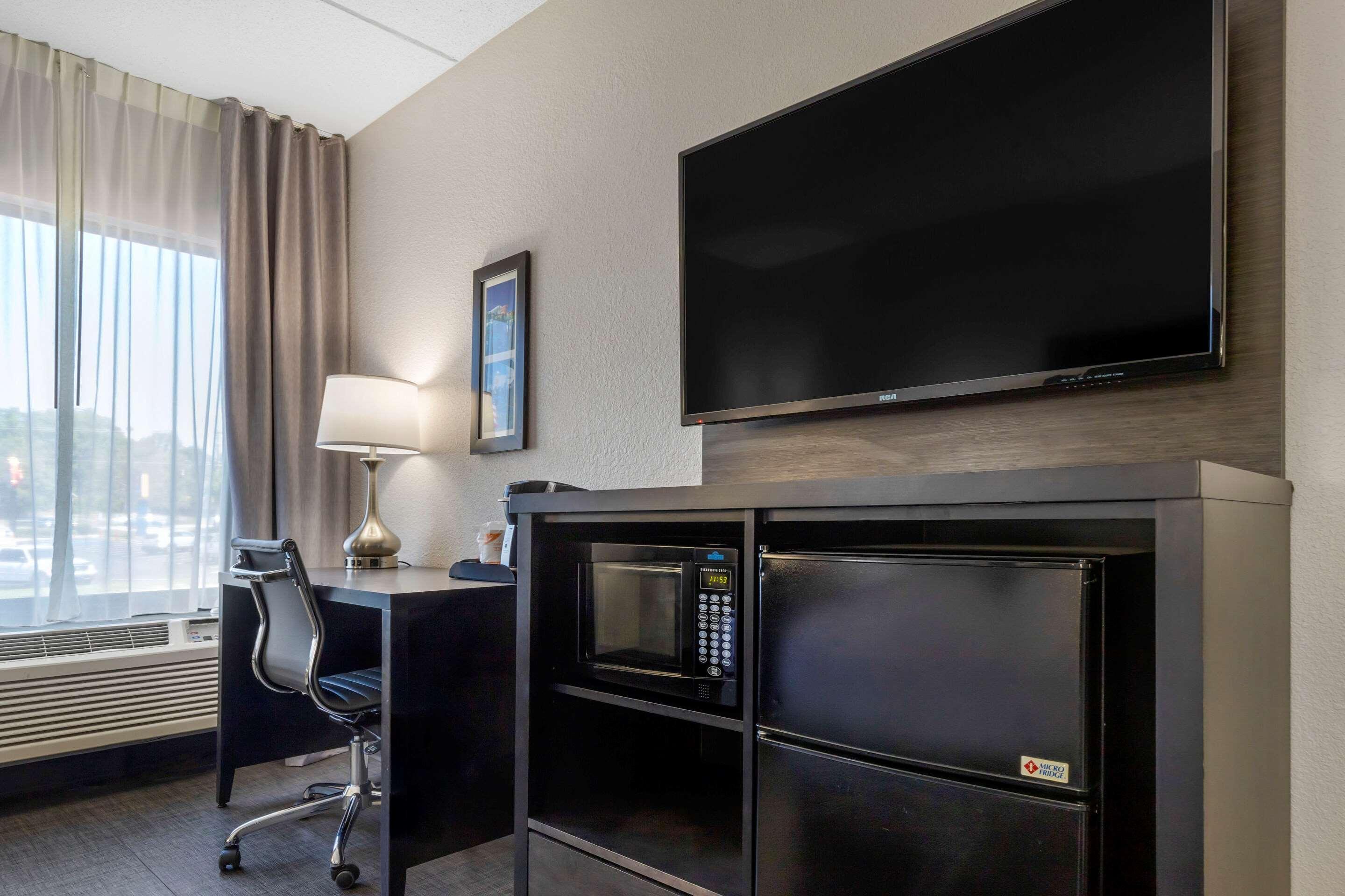 Comfort Inn & Suites Greer - Greenville Extérieur photo